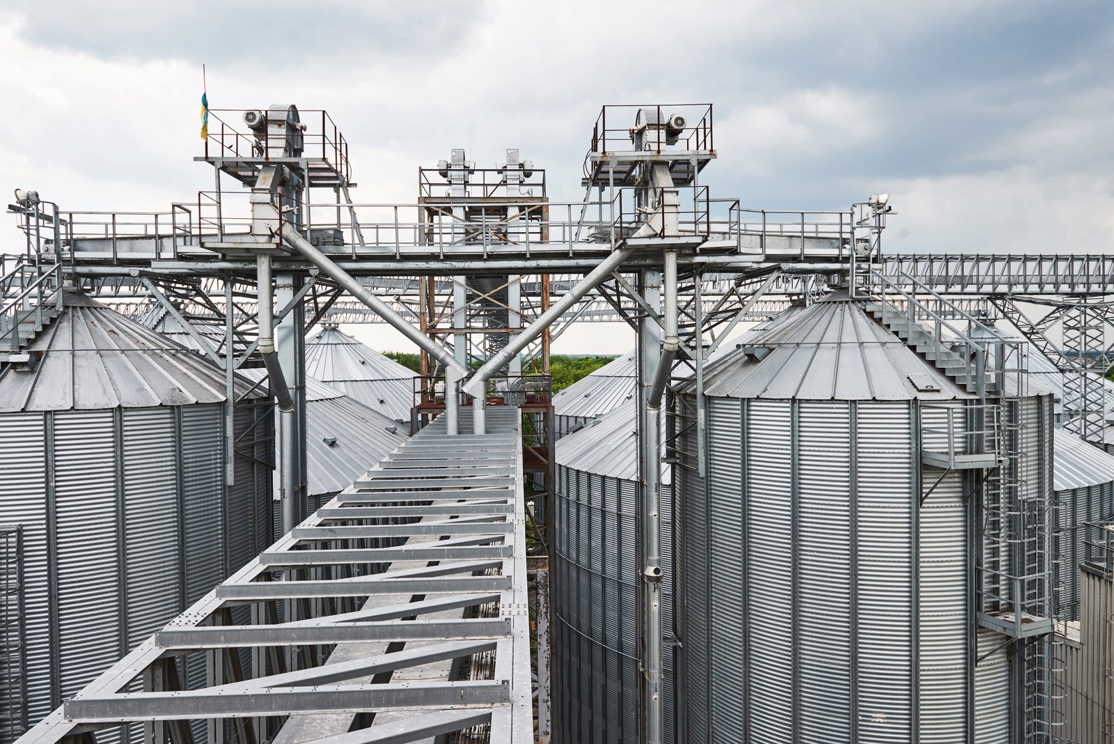  Storage Tanks & Tank Farms
